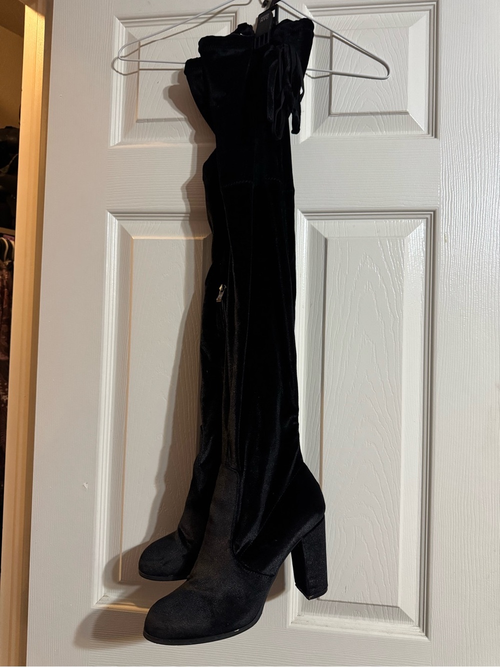Knee high Swede boots